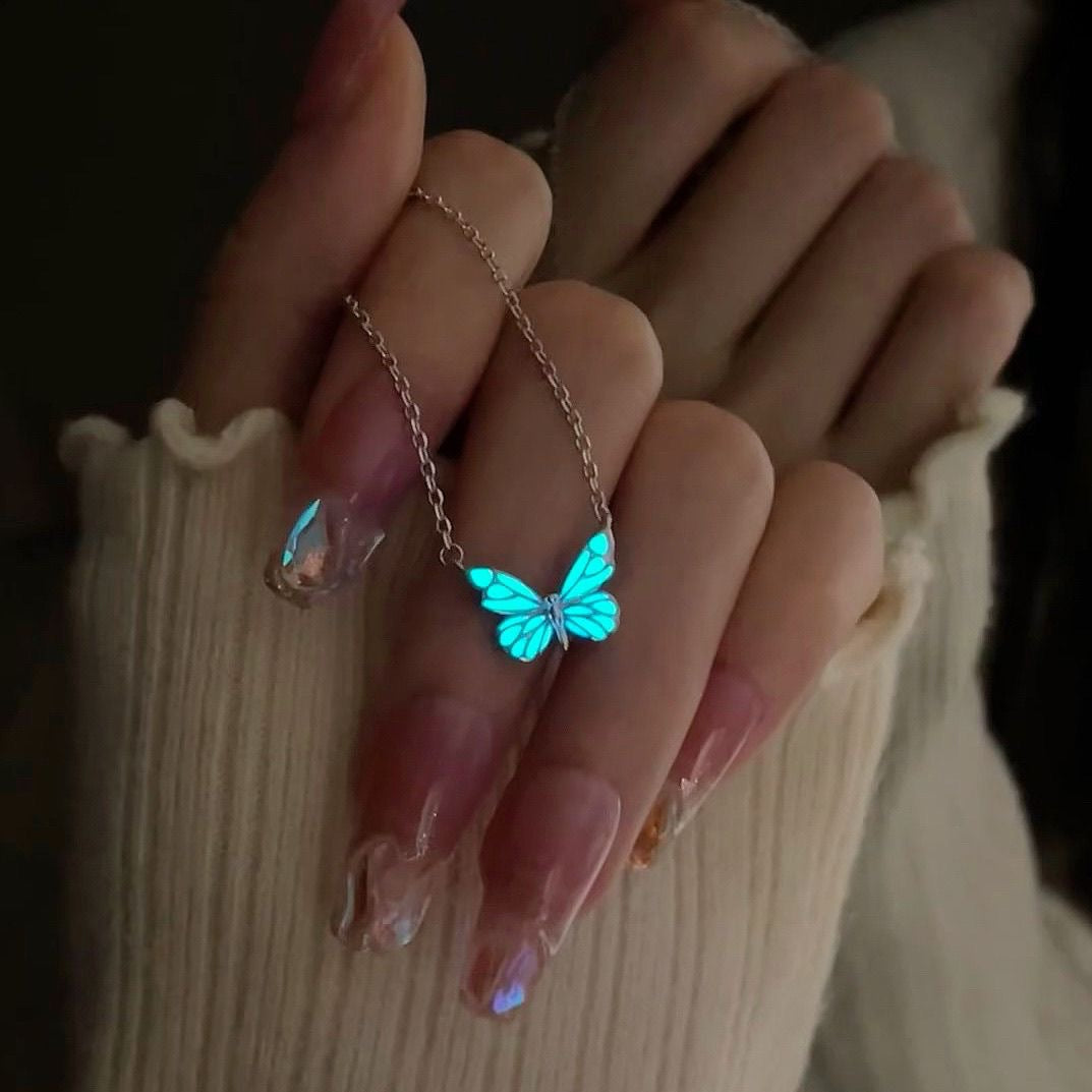 Luminous butterfly necklace 🦋 ✨️