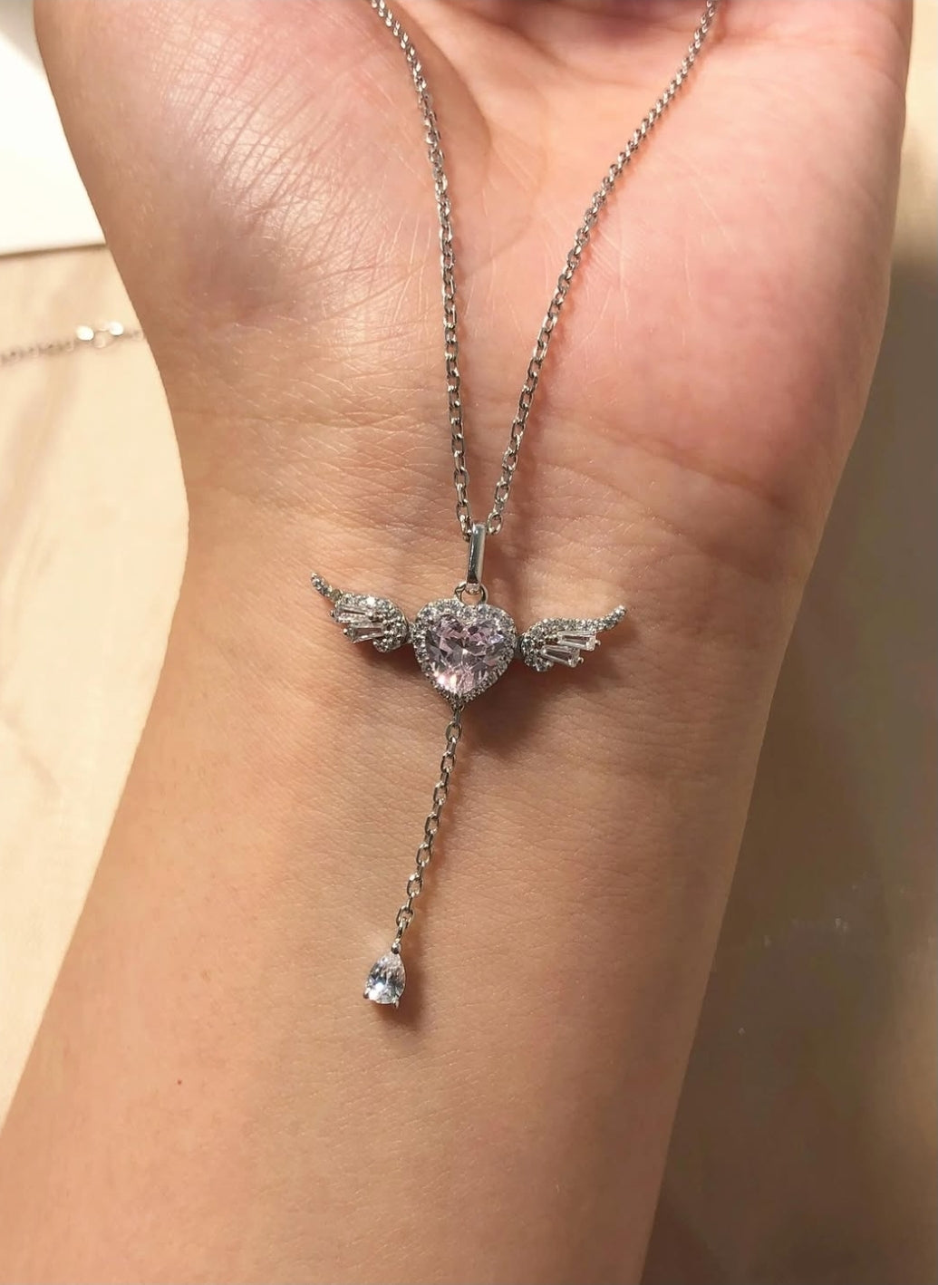Angle necklace